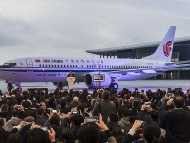 Китай забрани полетите с новия Boeing 737 MAX 8
