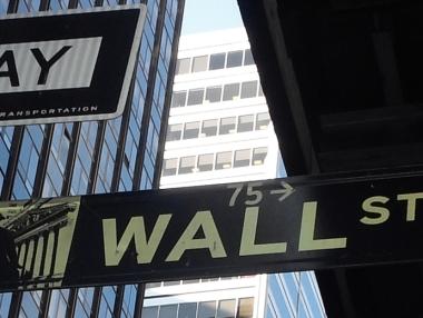 Инвеститорите очакват данните за търговията на дребно в САЩ