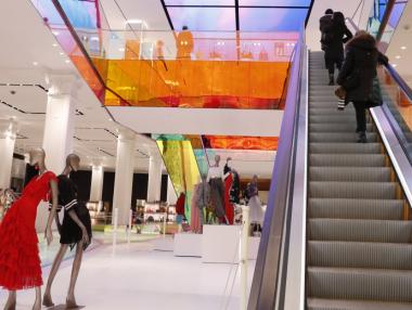 Продажбите на дребно в САЩ изненадаха анализаторите