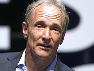 Създателят на WWW: „Извратени“ стимули движат Мрежата днес