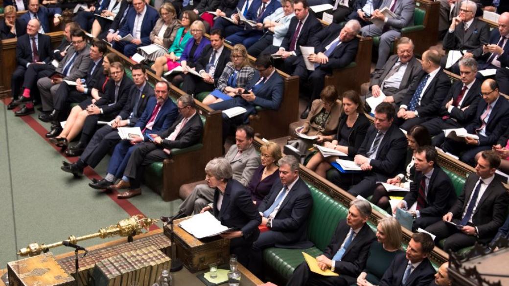 Парламентът в Лондон прие да няма Brexit без сделка