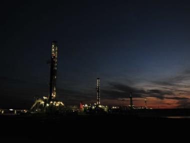 ОПЕК може да пречупи шистовата индустрия в САЩ