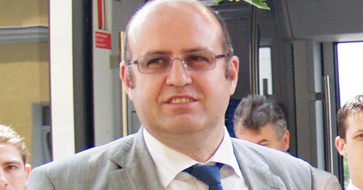 Баир вест могилев директор