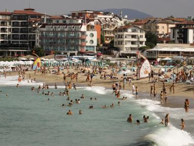 Туристическият бранш очаква трудно лято и иска спешно 10 млн. лв. за реклама