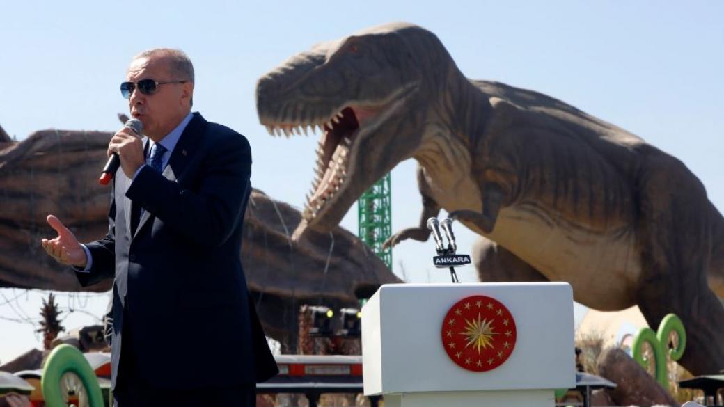Ердоган откри най-големия в Турция увеселителен парк