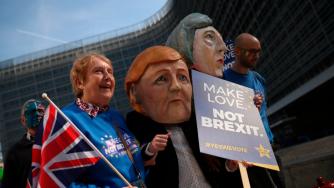 Противници на Brexit сринаха сайта на британското правителство