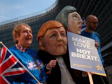 Противници на Brexit сринаха сайта на британското правителство