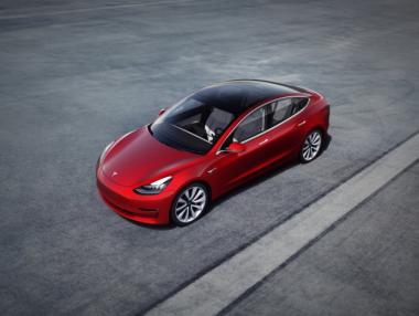 Хакери пробиха браузъра на Tesla и спечелиха Model 3