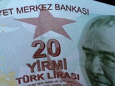 Турската лира се възстановява след най-тежкия си ден