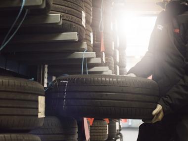 Шофьорска организация се обяви против фиксираните дати за шофиране със зимни гуми