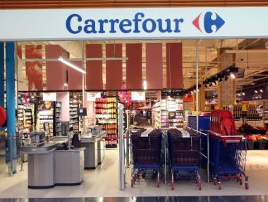 Carrefour съкращава 1 229 работни места във френските хипермаркети