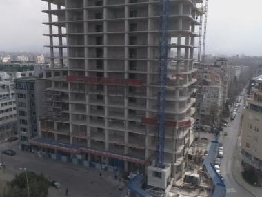 Небостъргачът на „Артекс“ е законен, реши ДНСК