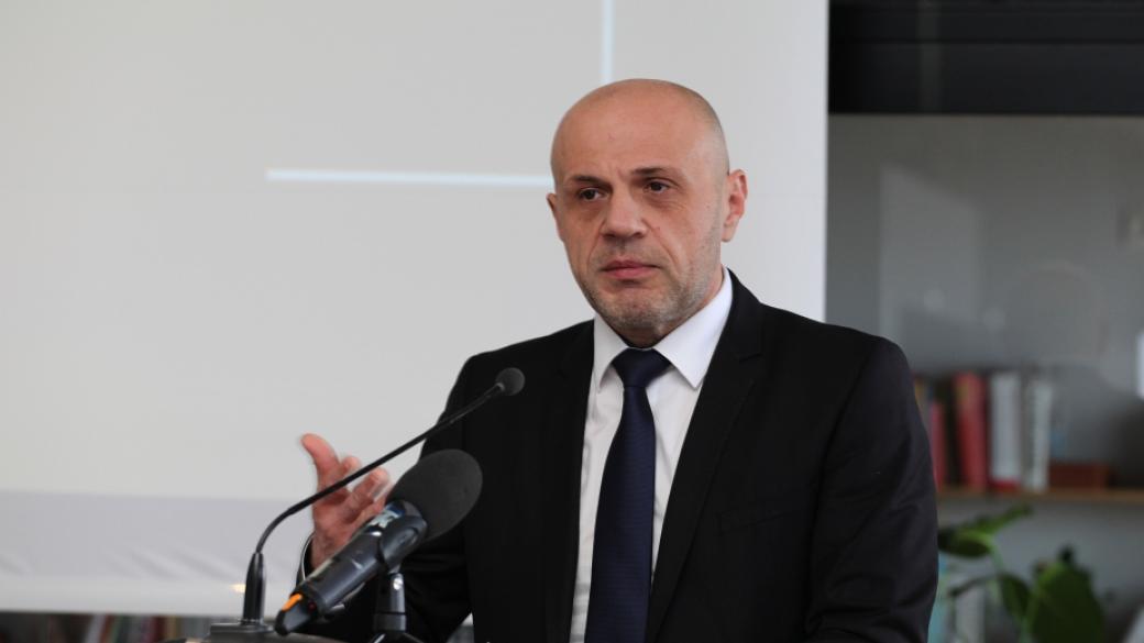 Дончев: България има два варианта за следващия програмен период