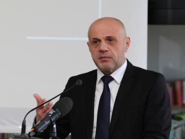 Дончев: България има два варианта за следващия програмен период