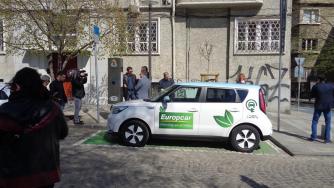 В София вече работи 10-а безплатна станция за зареждане на електрически коли