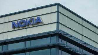 Daimler поиска от ЕС да разследва патенти на Nokia