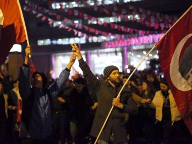 Ердоган загуби Анкара, оспорван вот в Истанбул