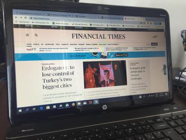Financial Times достигна 1 милион платени читатели