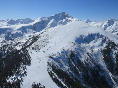 Боровец и Банско закриха зимния сезон