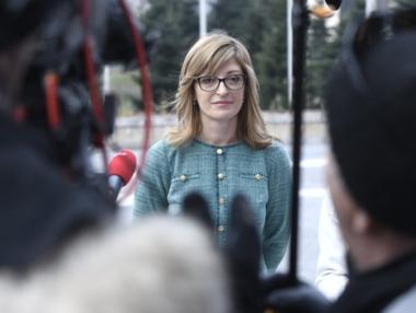 Екатерина Захариева: Реакцията на БСП след заседанието на КСНС беше неочаквана