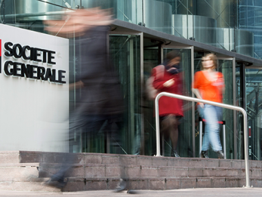 Societe Generale съкращава 1600 работни места