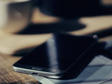 Пореден лош месец за смартфон пазара в Китай