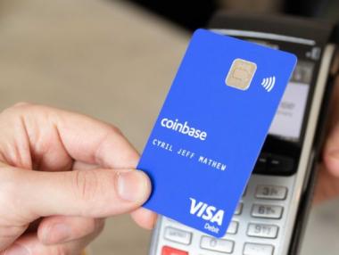 Coinbase пусна дебитна карта за криптовалути