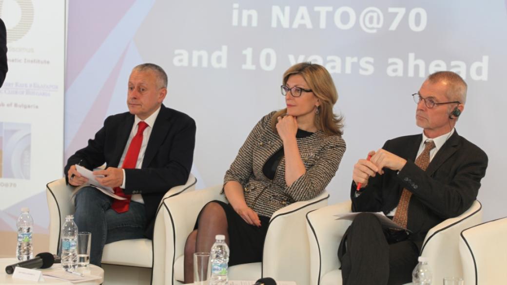 България помага на НАТО, но сегашната международна обстановка е трудна