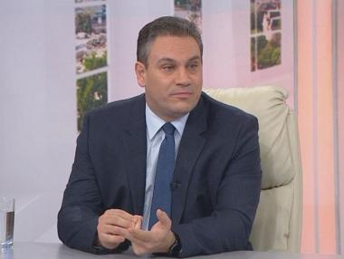 Пламен Георгиев засега остава шеф на КПКОНПИ