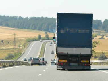 Бизнесът настоява тол таксите първоначално да са ниски