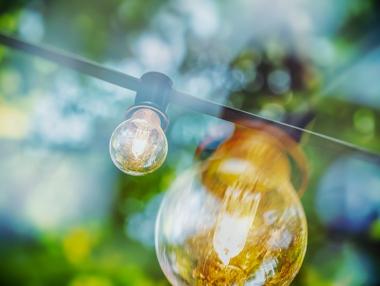 ЧЕЗ иска 67% поскъпване на нощния ток