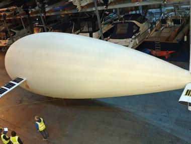 Първи тестов полет на „по-лекия от въздуха“ самолет