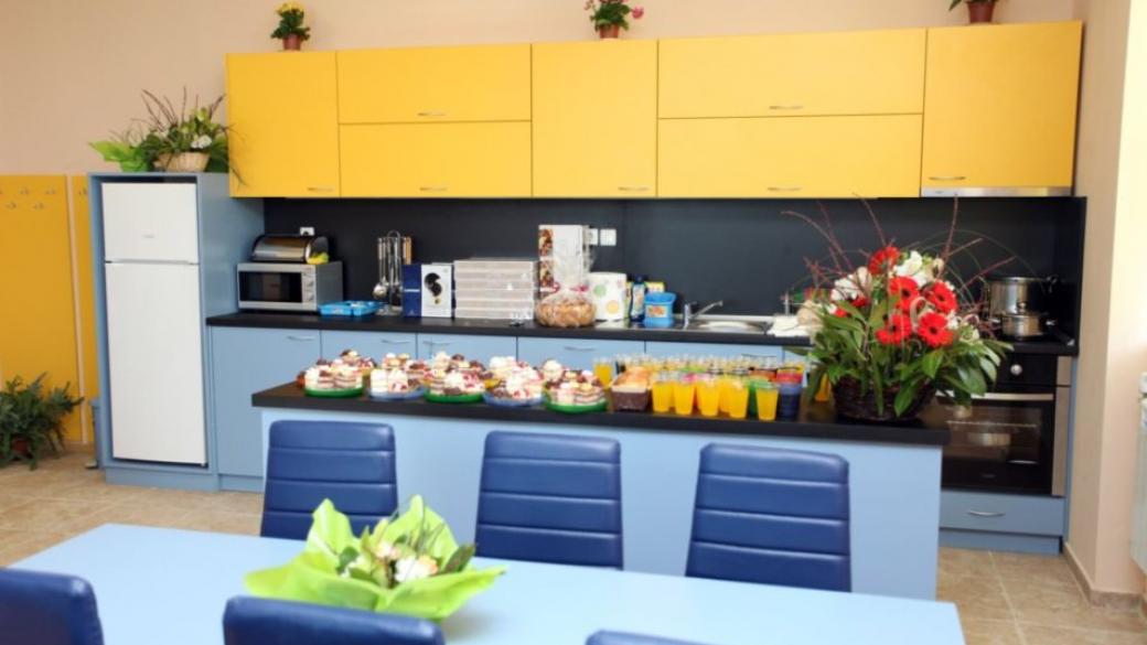 „Хювефарма“ оборудва кухня на Центъра за специална образователна подкрепа „Георги Ангушев“