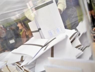 Изтеглиха жребия за номерата на бюлетините за евровота