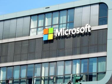 Microsoft надскочи $1 трилион пазарна оценка