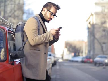 Чат приложение на Facebook е най-сваляното за 2019 г. в Европа, но не е Messenger