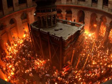 Велика събота е – благодатният огън слиза на земята