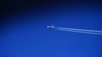 САЩ забрани на авиокомпаниите си да летят ниско над Венецуела