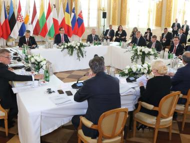 Във Варшава 13 държави приеха декларация за бъдещото развитие на ЕС