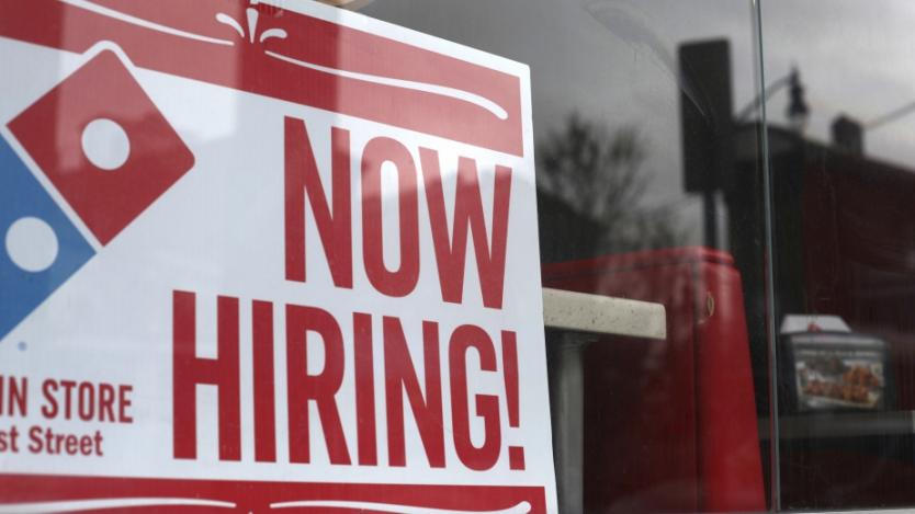 Безработицата в САЩ удари 49-годишно дъно