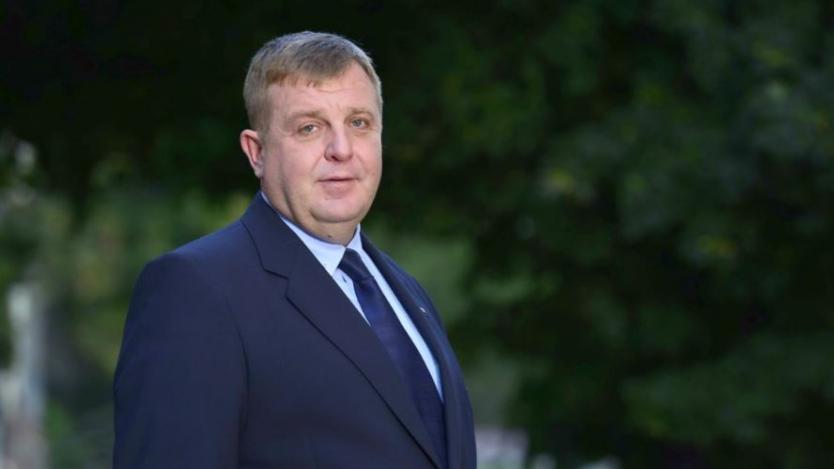 България ще иска разсрочено плащане на новите изтребители