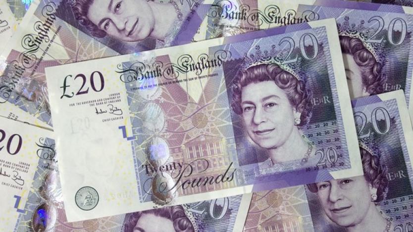 Британски учени предлагат въвеждане на базов доход от £48 на седмица