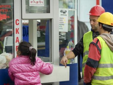 Eurostat: Българите живеят в най-големи материални лишения