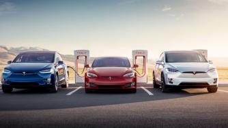 Tesla набра успешно $2.7 млрд. от пазарите