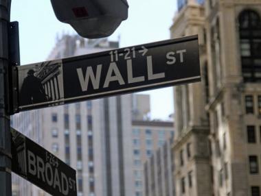 Негативни настроения на пазарите в САЩ и Европа