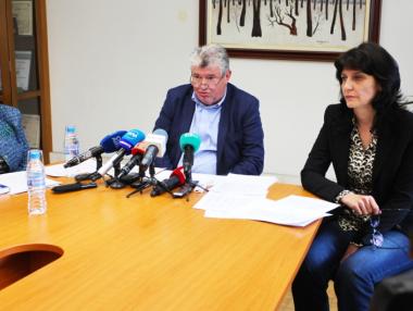 НЕК подозира изтичане на информация за свободния пазар