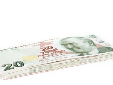 Турските банки изтеглиха от пазара лири за $1 млрд.