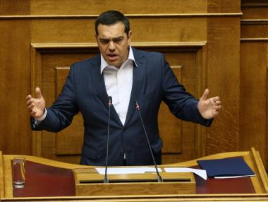 Гръцкото правителство оцеля след вот на недоверие