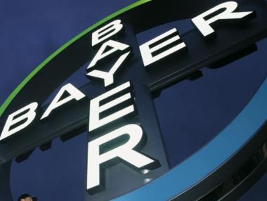 Акциите на Bayer се сринаха до 7-годишно дъно