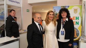 Ангелкова: Туристите намаляват, но приходите растат